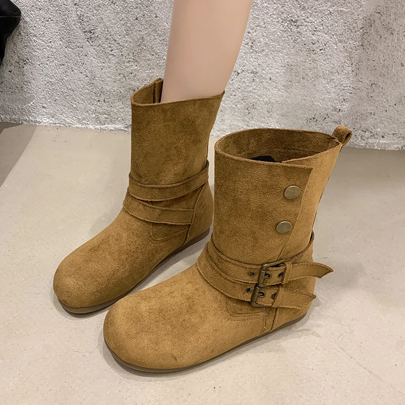 

Модные туфли с пряжкой на ремне, женские ботинки на плоской подошве, увеличивающие рост, новинка 2025, зимние женские короткие ботинки большого размера с круглым носком в стиле ретро