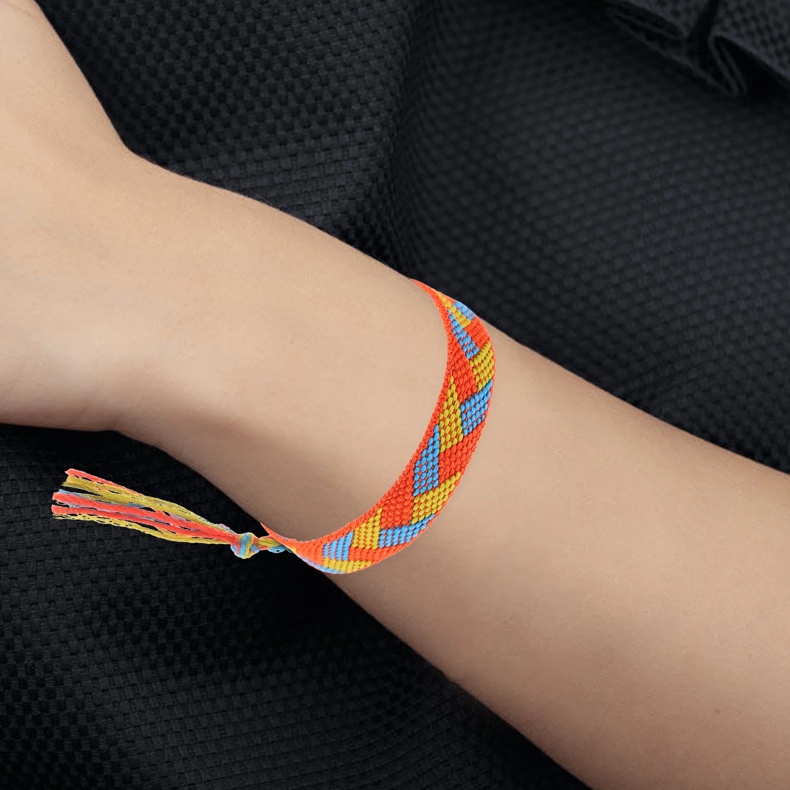 

7Pcs Thread Colorful Adjustable Wrist Ankle Bracelets Handmade Boho Style Stylish Gifts for Friends