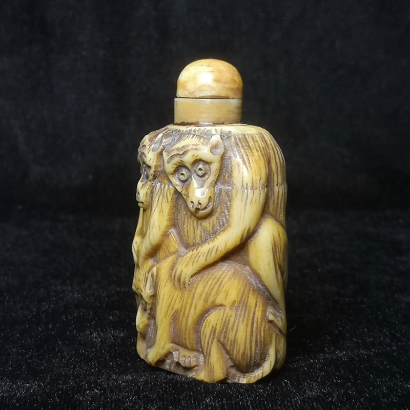 CULTUER ART Collection Ornaments Asian China Old Hand Carved Lovely 3 Monkey Snuff Bottles Family Decoration