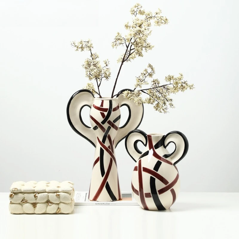 Nordic modern hand-painted lines big ears ceramic vase model house living room entrance flower arrangement designer