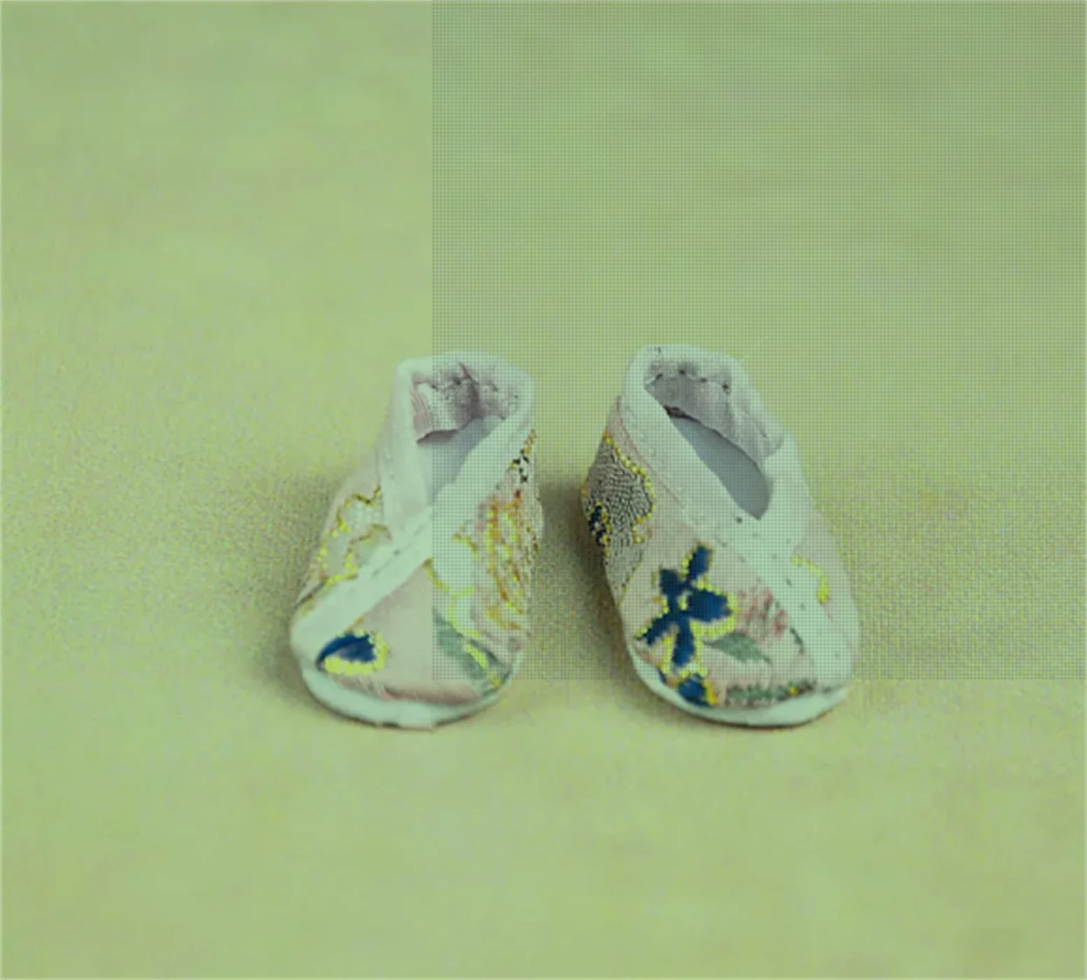 Ancient female Shoes  1/6  Scale Classical   tional Embroidered shoes  Chinese Model toys  For 12 