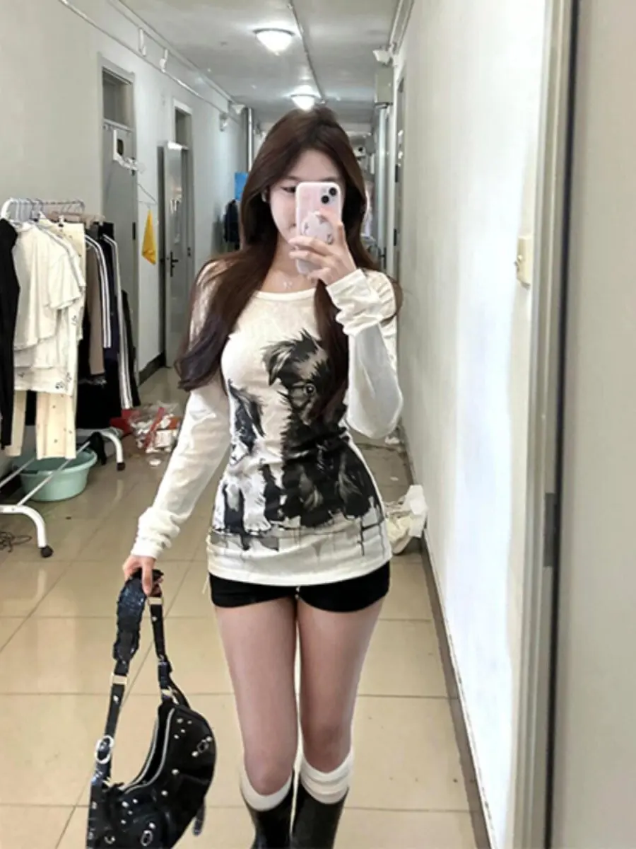 Slim Fit Long Sleeve Printed Top for Women Casual Style Thin Material Hot Girl Vintage Atmosphere T-Shirt High Waist round Neck
