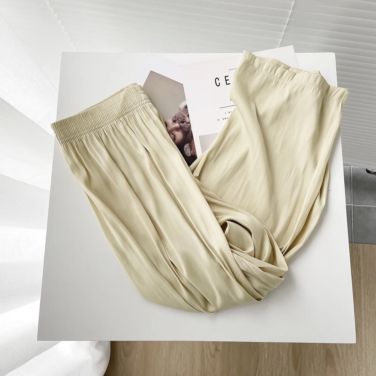 Pantalones sueltos de seda de hielo para mujer, Pantalones rectos deslizantes elásticos de cintura alta con protección solar, Verano