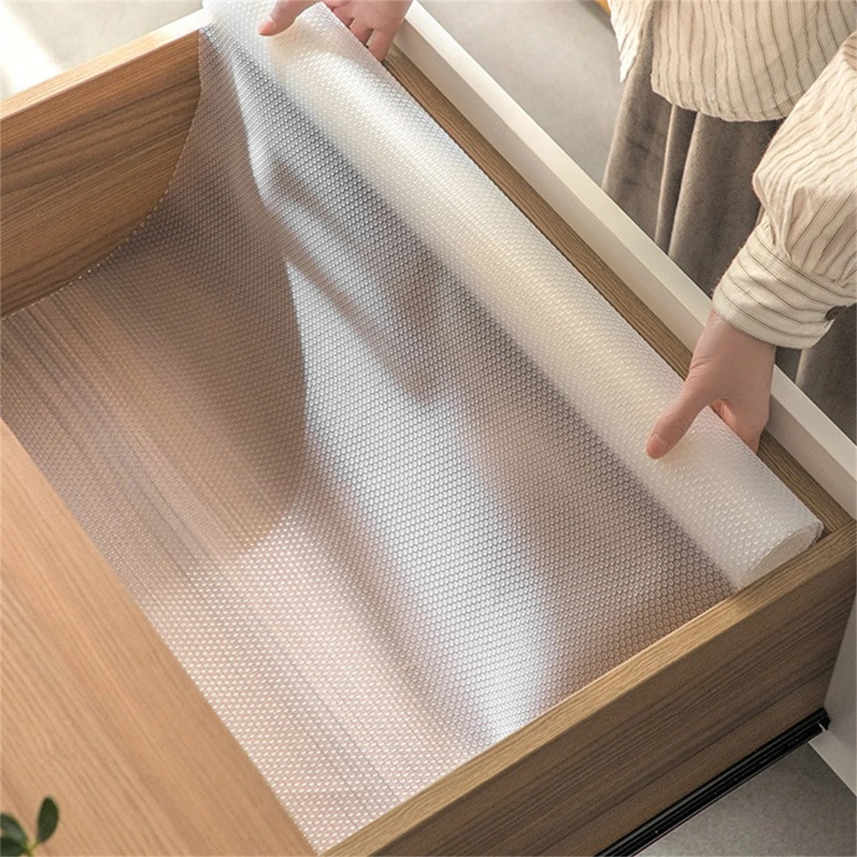 Revestimientos para cajones reutilizables, manteles individuales antideslizantes lavables a prueba de polvo, alfombrillas para armario de cocina, revestimientos antideslizantes para refrigerador, papel para estante, 1 rollo