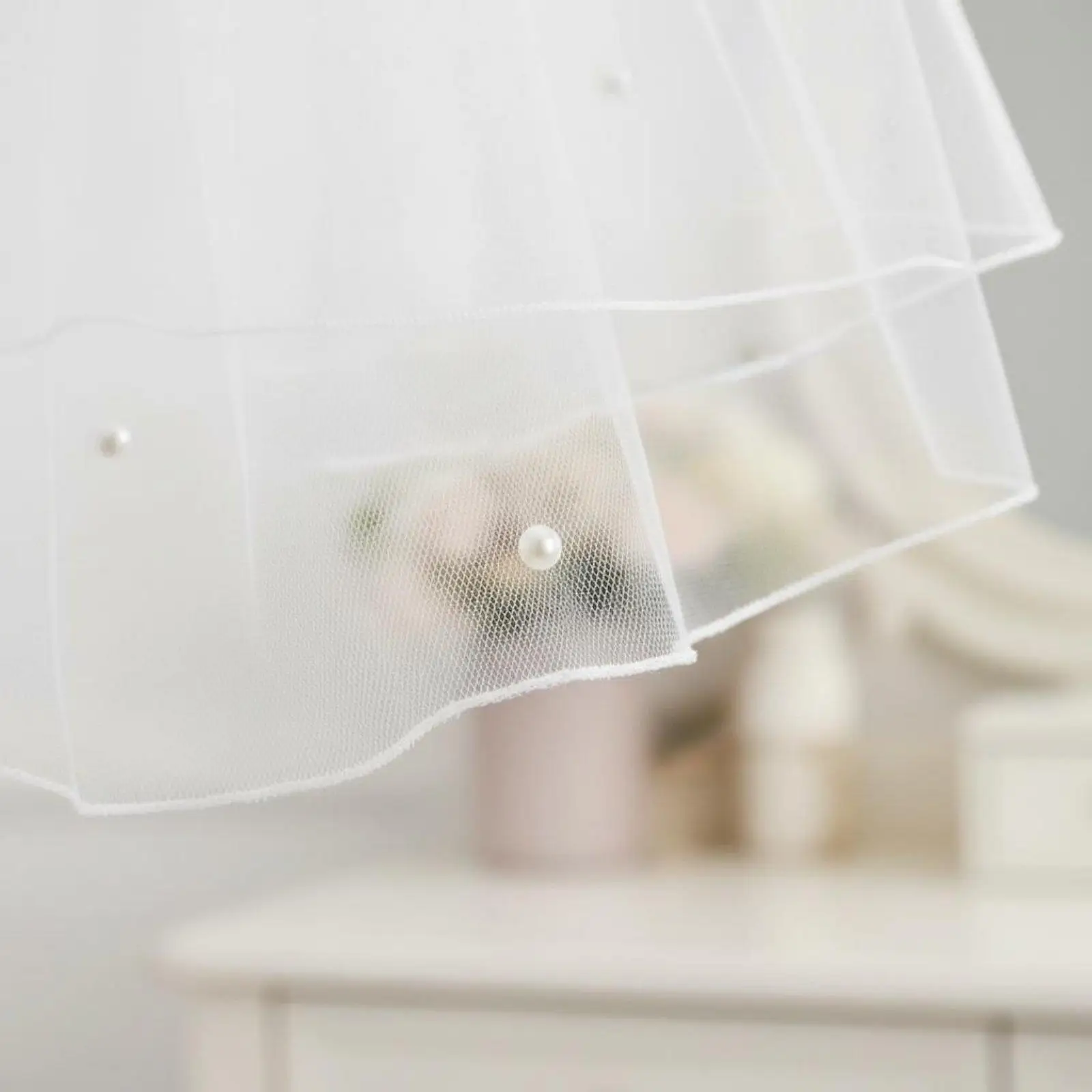 Two-Tier Pearl Veil Photo-Ready Bridal Veil with Comb Skin-Friendly for Brides