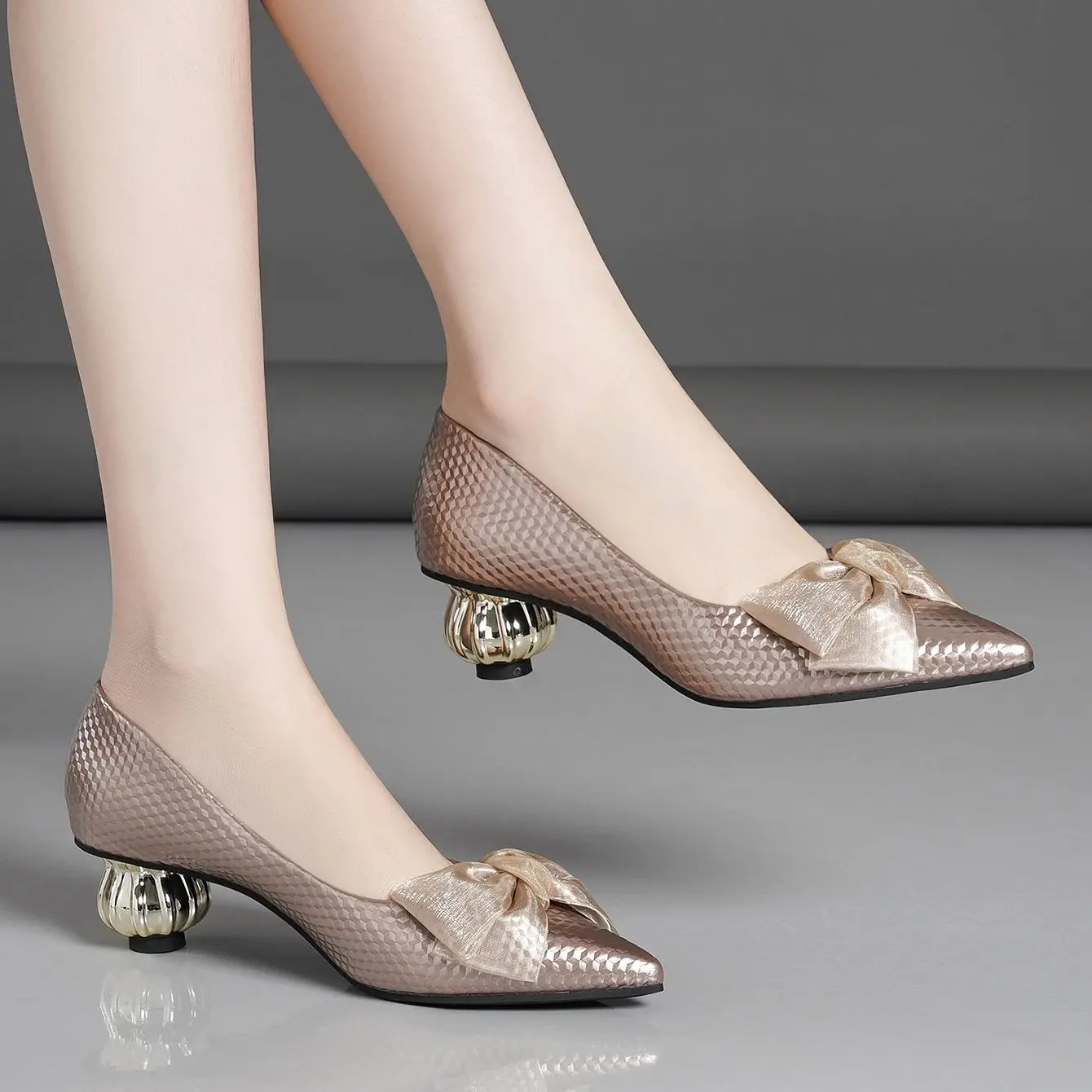 Pointed bow elegant gentle breeze shallow-mouthed single shoes