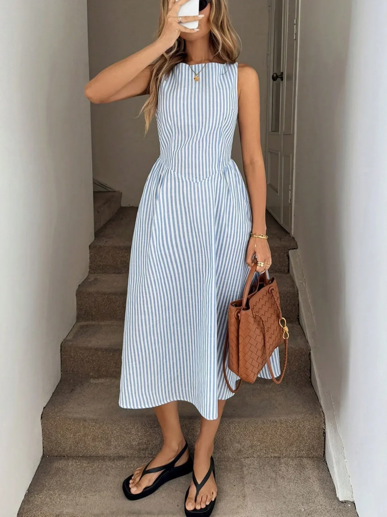 Neues Y2K Sommer-Urlaubskleid aus Leinen für Damen, ärmellos, vertikal gestreift, hohe Taille, A-Linie, Midi, lässiges Swing-Kleid mit Taschen – Detail 15