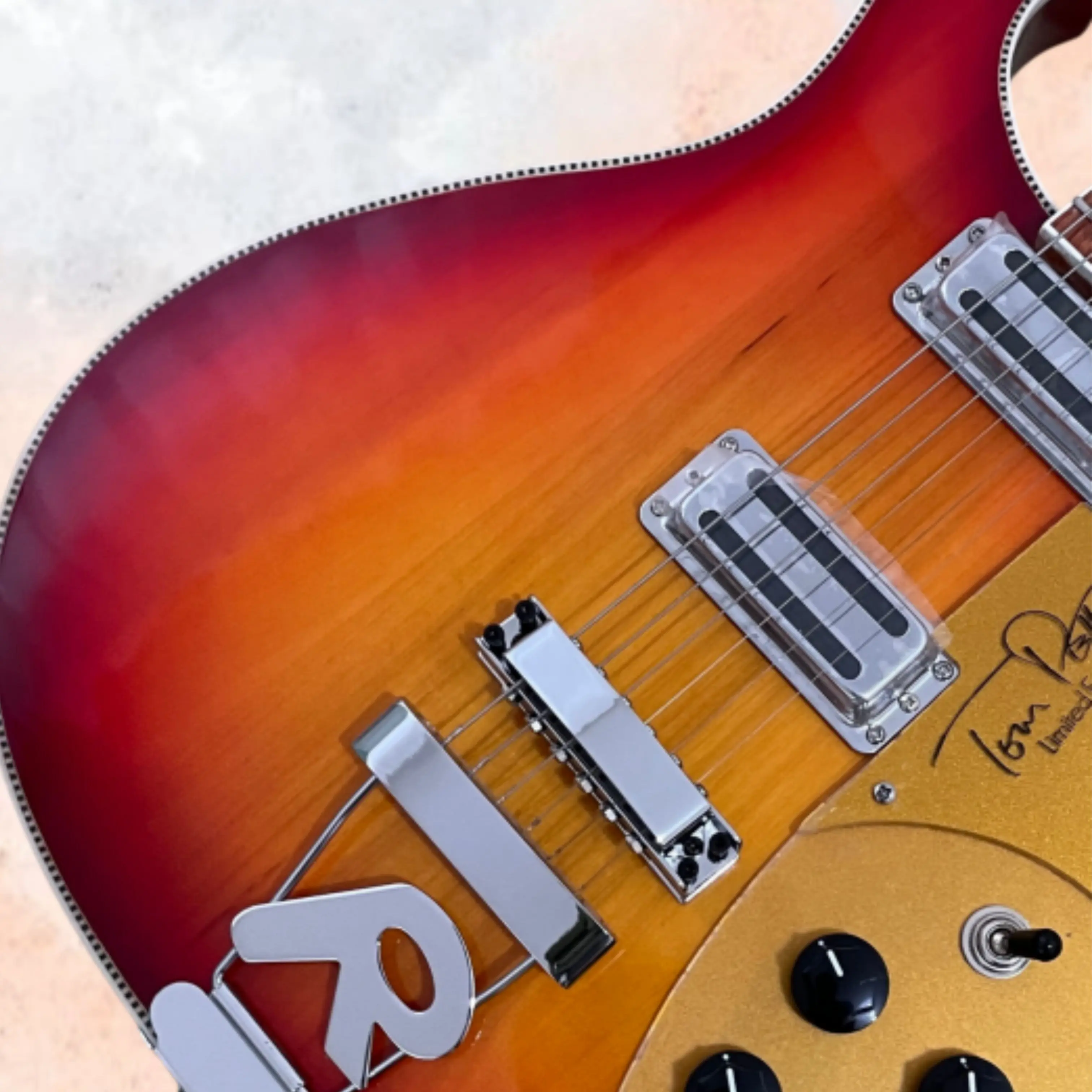CS 6-String Electric Guitar, 21 Frets Rosewood Fingerboard,Silver Hardware Guitars,Creative Stage Display & Performance Guitarra