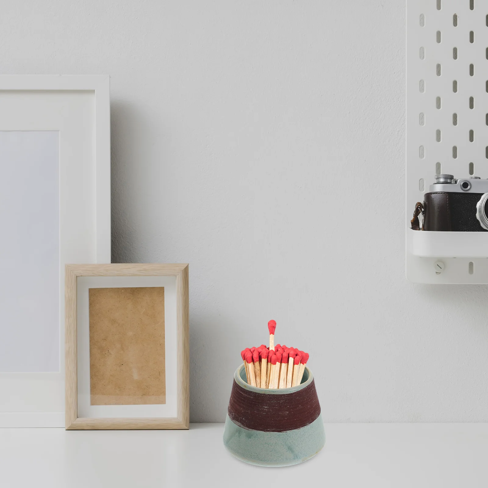 

Gift Match Holder Ceramic Stick Jar Matchstick with Striker Decorative Canister Storage for Holders