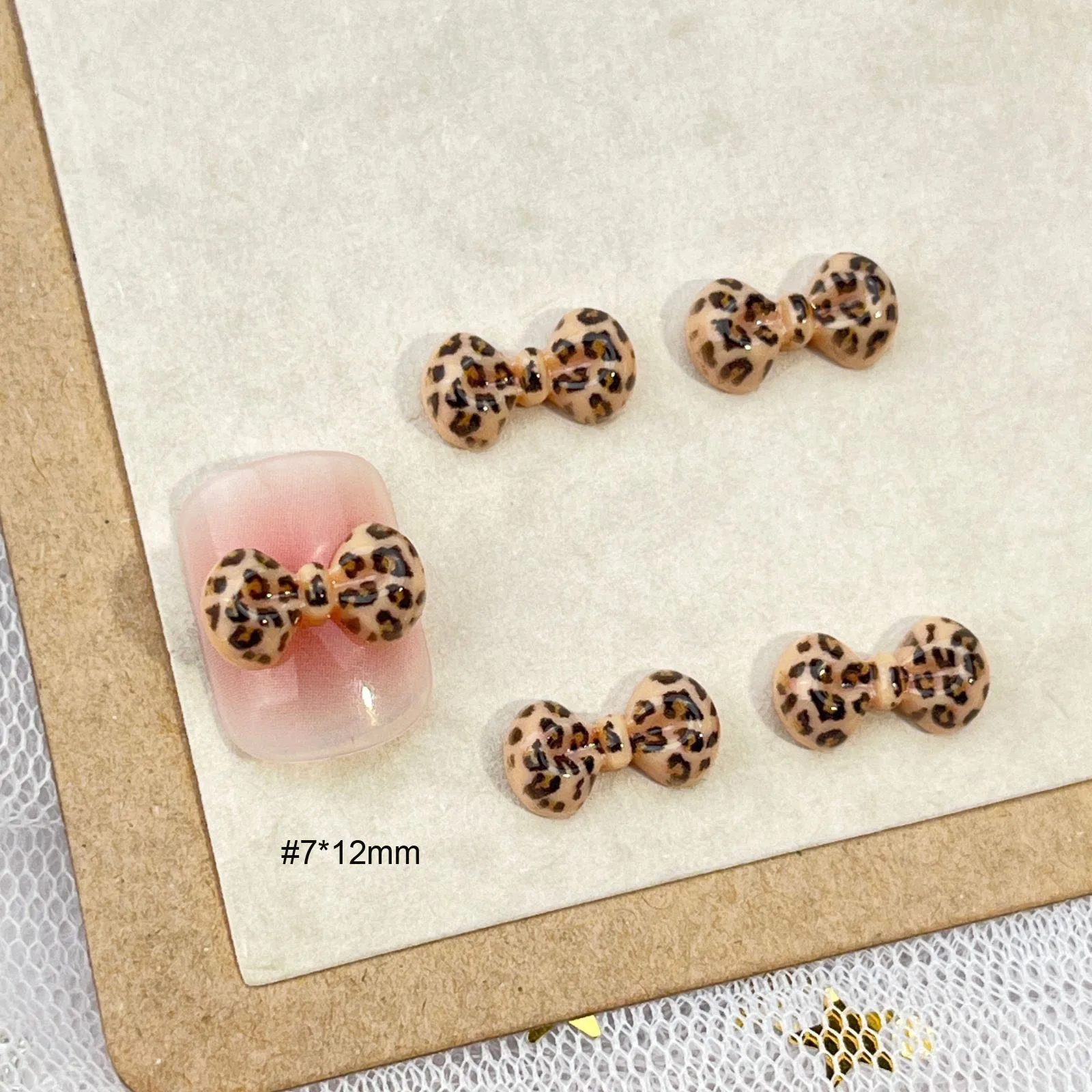 20Pcs Leopard Hello Kitty Cartoon Nail Charm 3D Sanrio HelloKitty Print Bow Dress Cute Glasses Nail Parts  DIY Nail Accessories