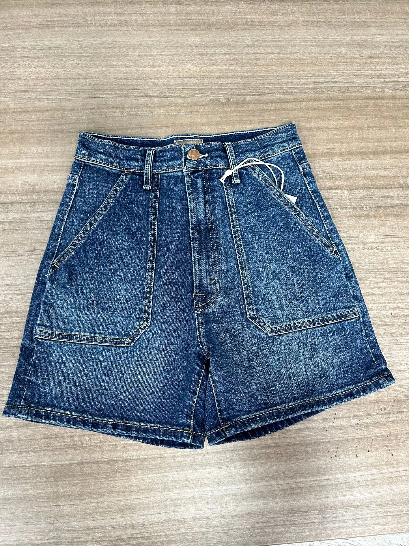 Women denim shorts 2023 new High waisted patch pocket fahsion denim shorts