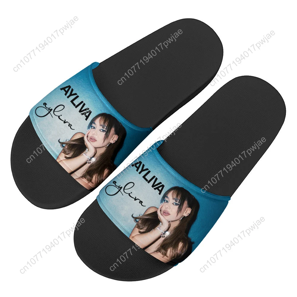 Ayliva Schwarzes Herz Wunder Kapcie Domowe Buty do Wody Męskie Damskie Młodzieżowe Outdoorowe Sandały na Plażę Basen Personalizowane Letnie Kapcie