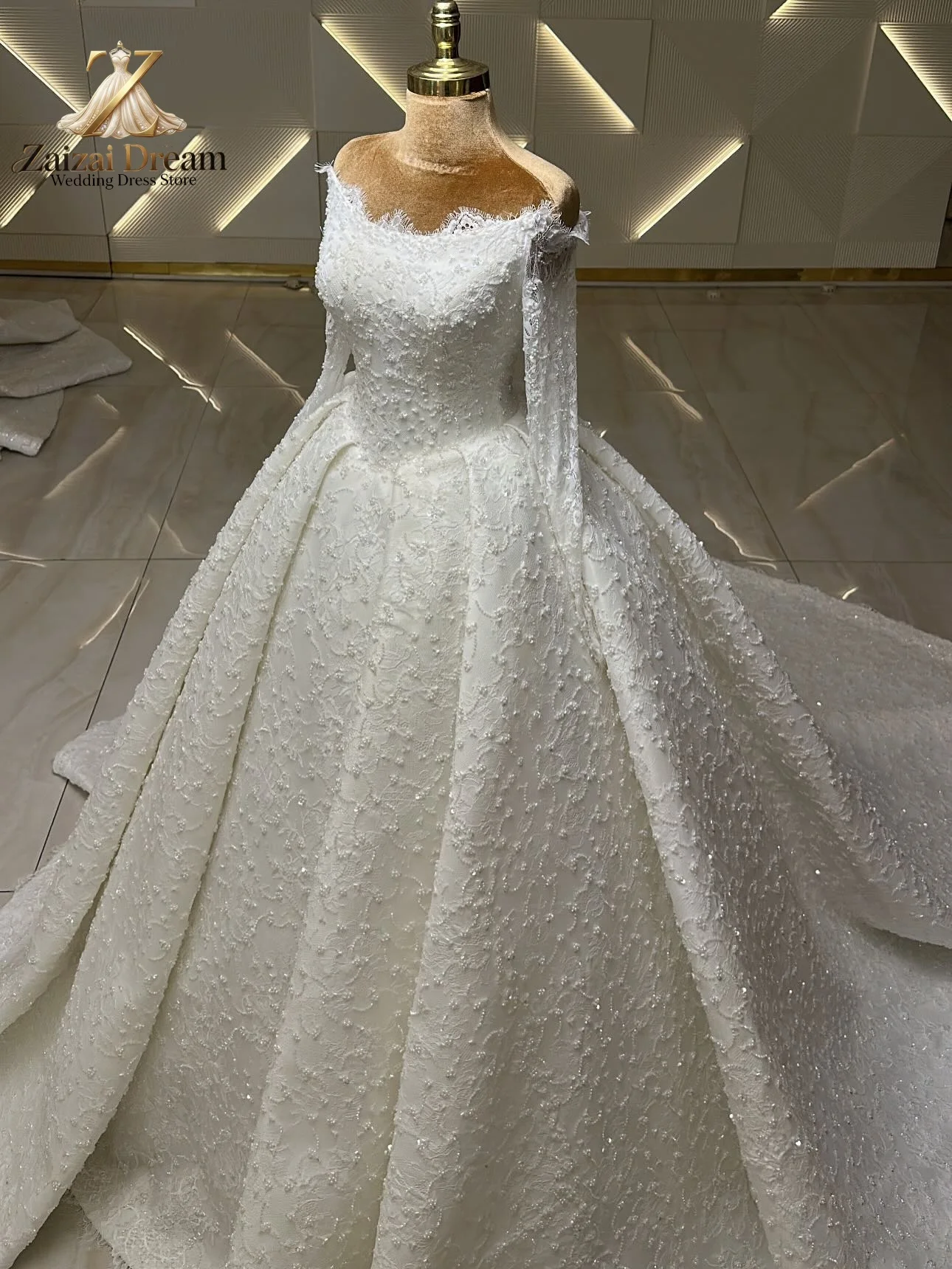 Maßgeschneidertes Luxus-Hochzeitskleid mit Schulterfreiem Design, Langen Ärmeln, Perlen und Spitze, Prinzessinnen-Ballkleid, Brautkleid, Vestido De Novia