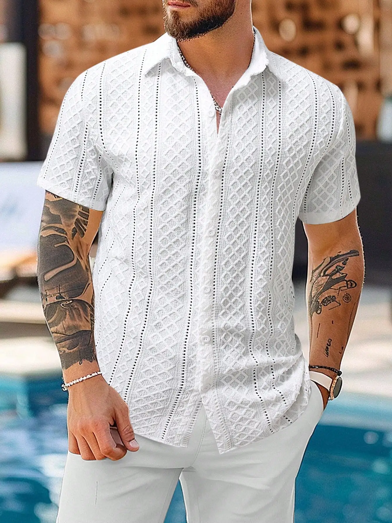 

Men's White Textured Diamond Pattern Short Sleeve Button-Front Casual Shirt