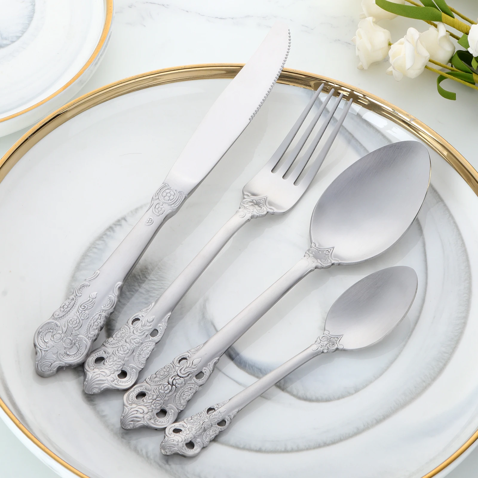 

24pcs Royal Dinnerware Stainless Steel Cutlery Set food server steak Knives dessert Forks coffee Soup Spoons Set for Restaurant