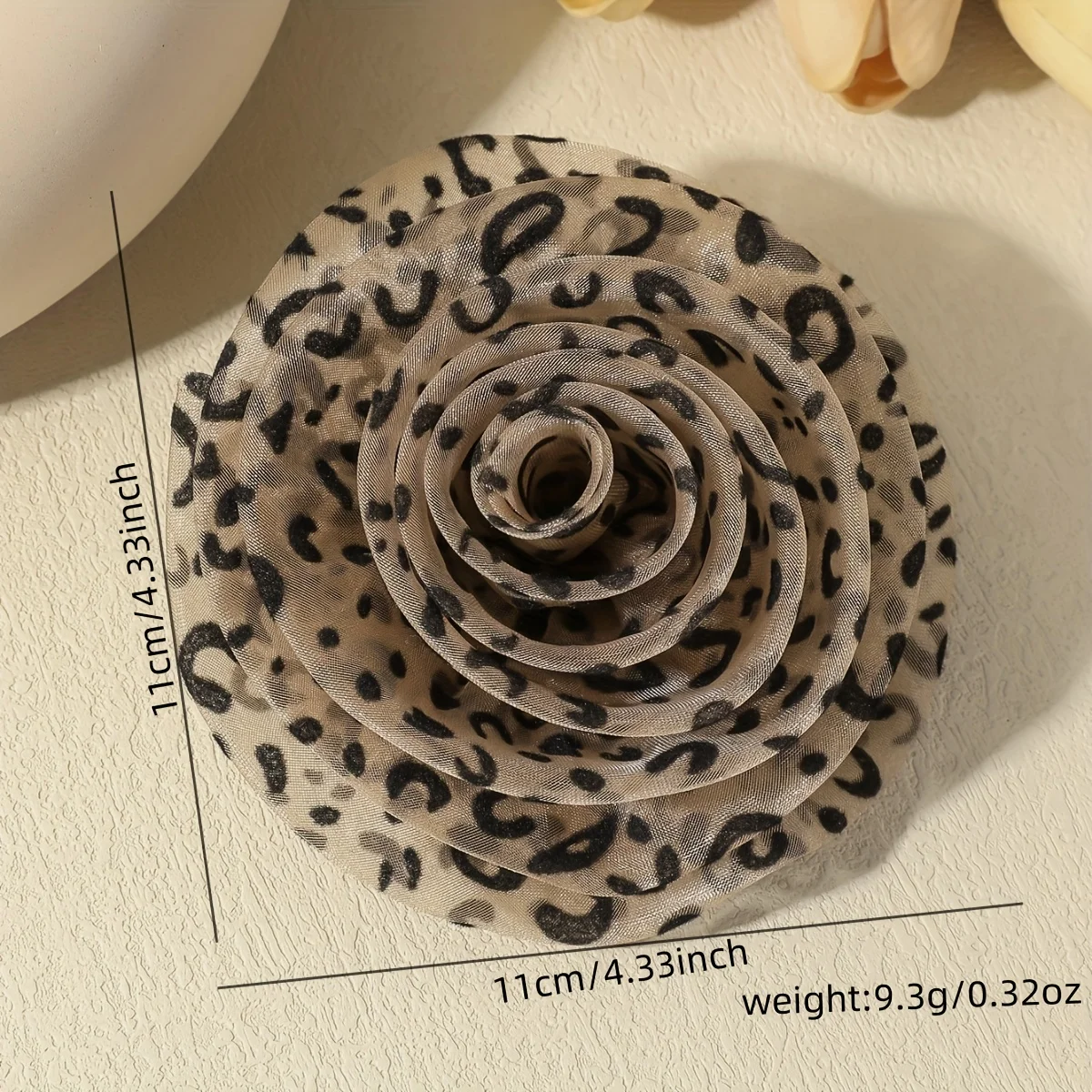 French Handmade Leopard Print Cloth Flower Brooch, Classic Fashion, Party, Business, Enamel Free, Made of Lace, Valentine\'s Day