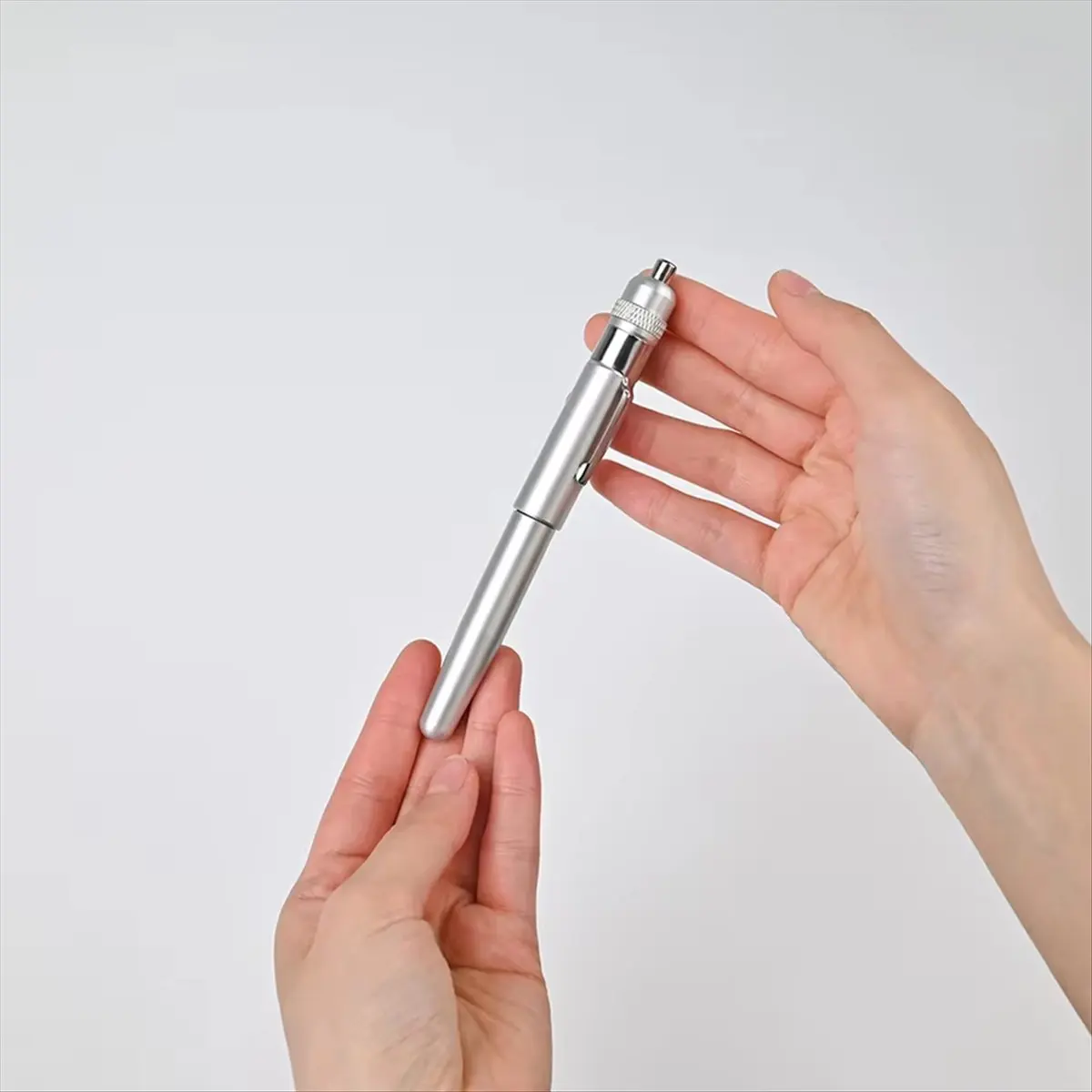 A63K&  Dripping Oil Pen Aluminum Alloy Applicator Precisely Applies Other Lubricant Firm Maintenance Oiler Pen