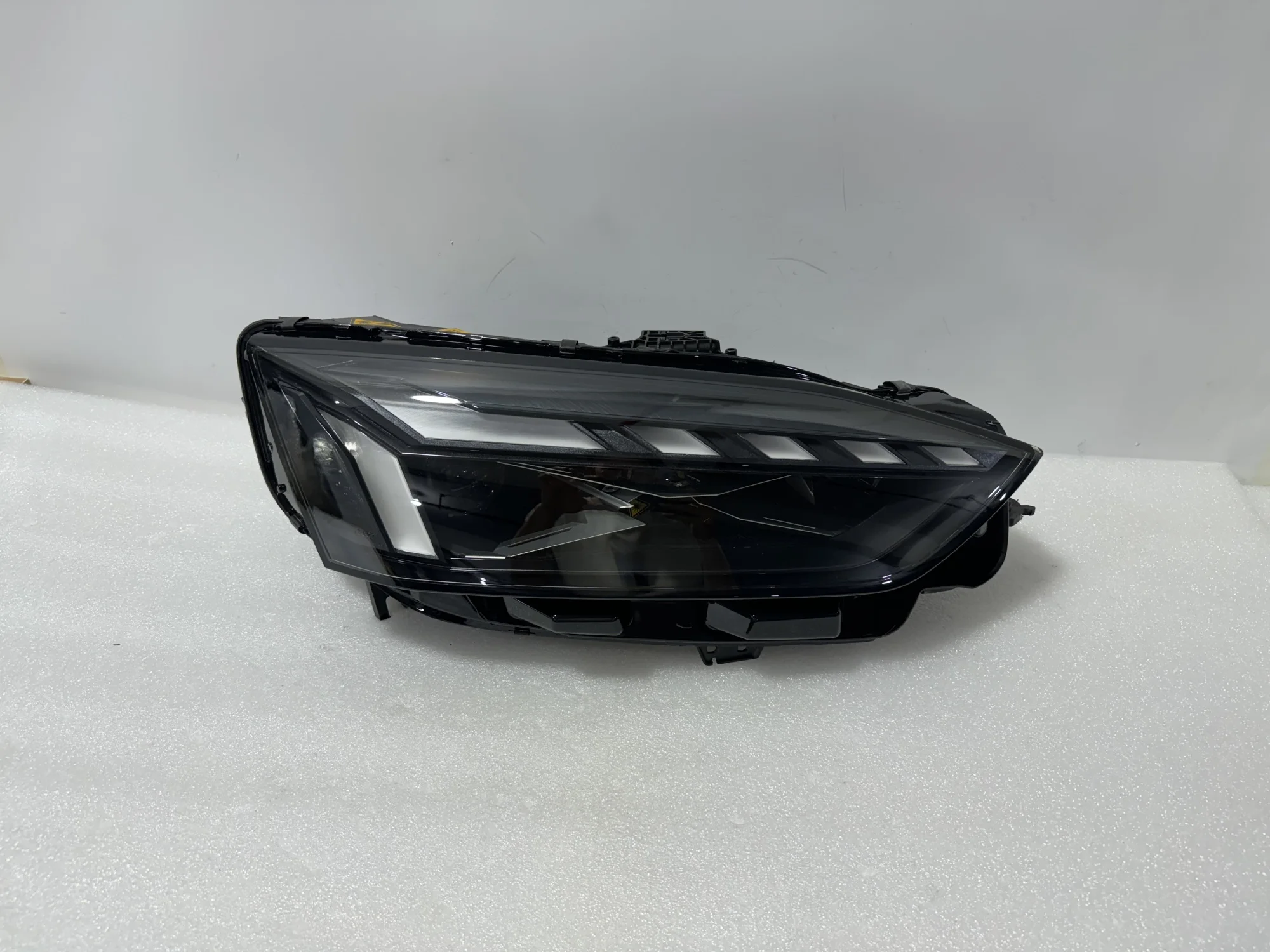 High quality headlights suitable for Audi A5 laser headlights 2022-2024 A5 black background laser headlights A5LED headlights