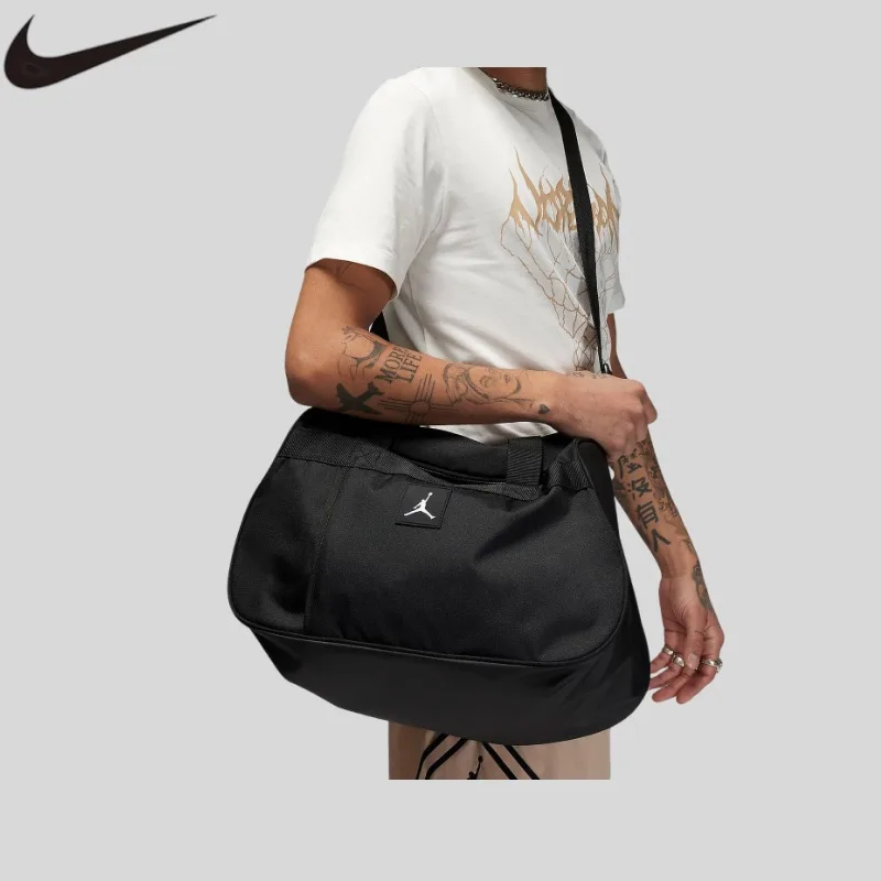 Nike Jordan Essentials Large Capacity Luggage HF1866-010