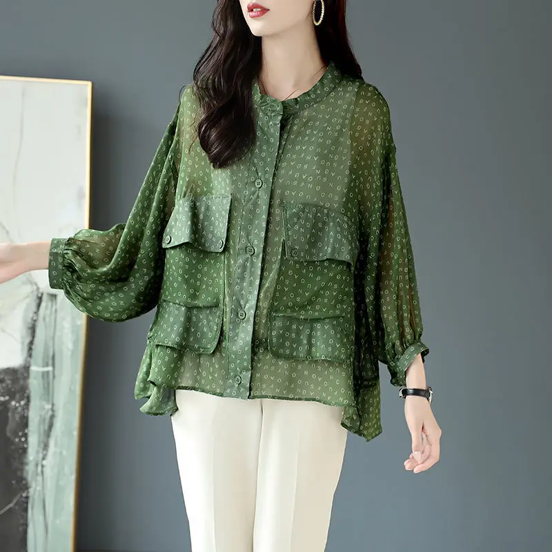 Summer Thin Jacket Female New 2023 Women Chiffon Shirt Top Letter Printing Large Pocket Coat Loose Green Section Sun Protection