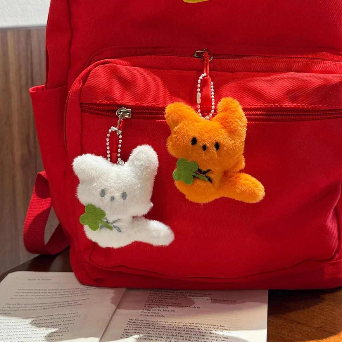 2026 New Cute Clover Fox Pendant White Fox Plush Doll Keychain Portable Bag Hanger Fashion Couple Gift