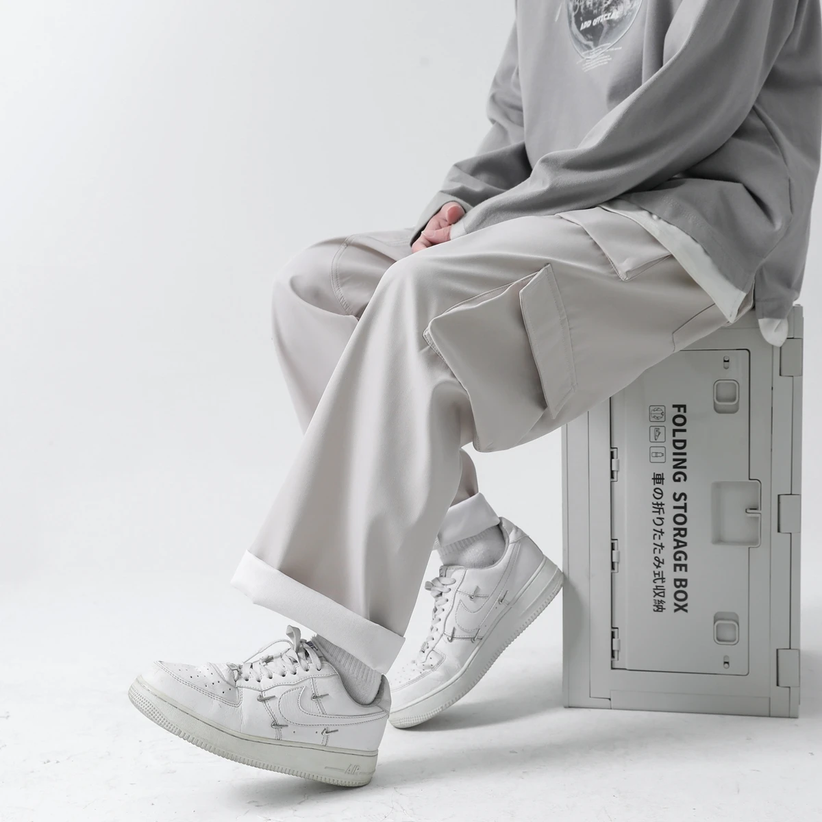 

Men's Work Pants Summer Loose Fit Wear Resistant Ice Silk Long Trousers for Outdoor Travel Activities Loose Straight Drag Pants