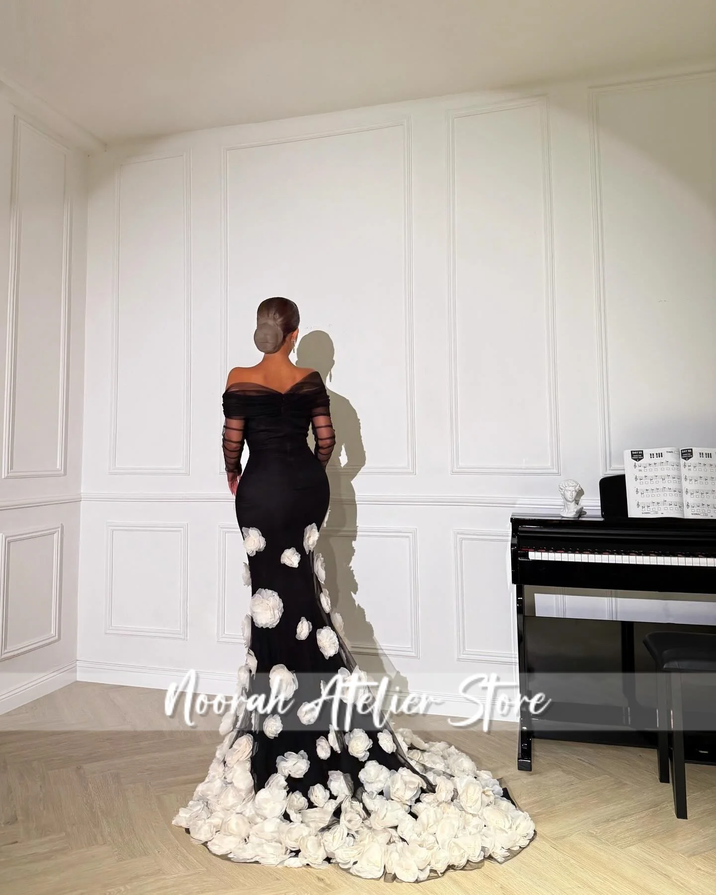 Elegant Black Mermaid สีขาว 3D ดอกไม้หรูหราแขนชุดราตรีสตรี 2025 ชุดแต่งงานซาอุดีอาระเบียยาวที่กําหนดเอง