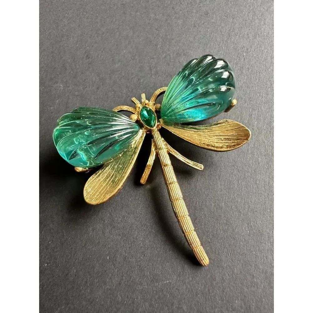 

Fashion Jewelry Retro European-Style Green Dragonfly Brooch with Rhinestones for Women Unique Birthday Gifts