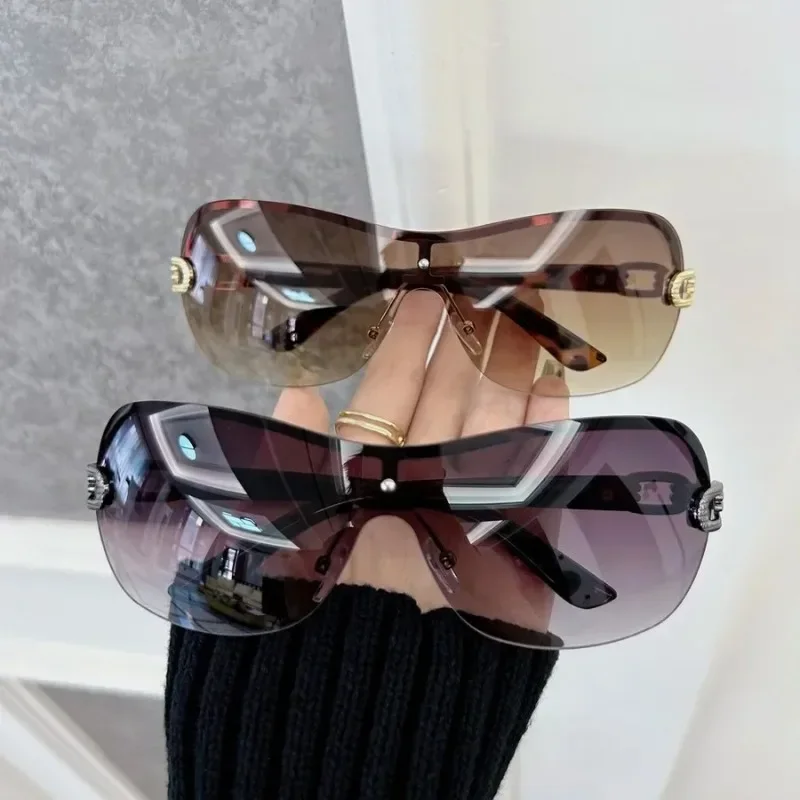 Casual Square Sunglasses Women Men Gradient Sun Glasses Female Male Designer Brand Lovely Travel Outdoor Oculos De Sol - view 5
