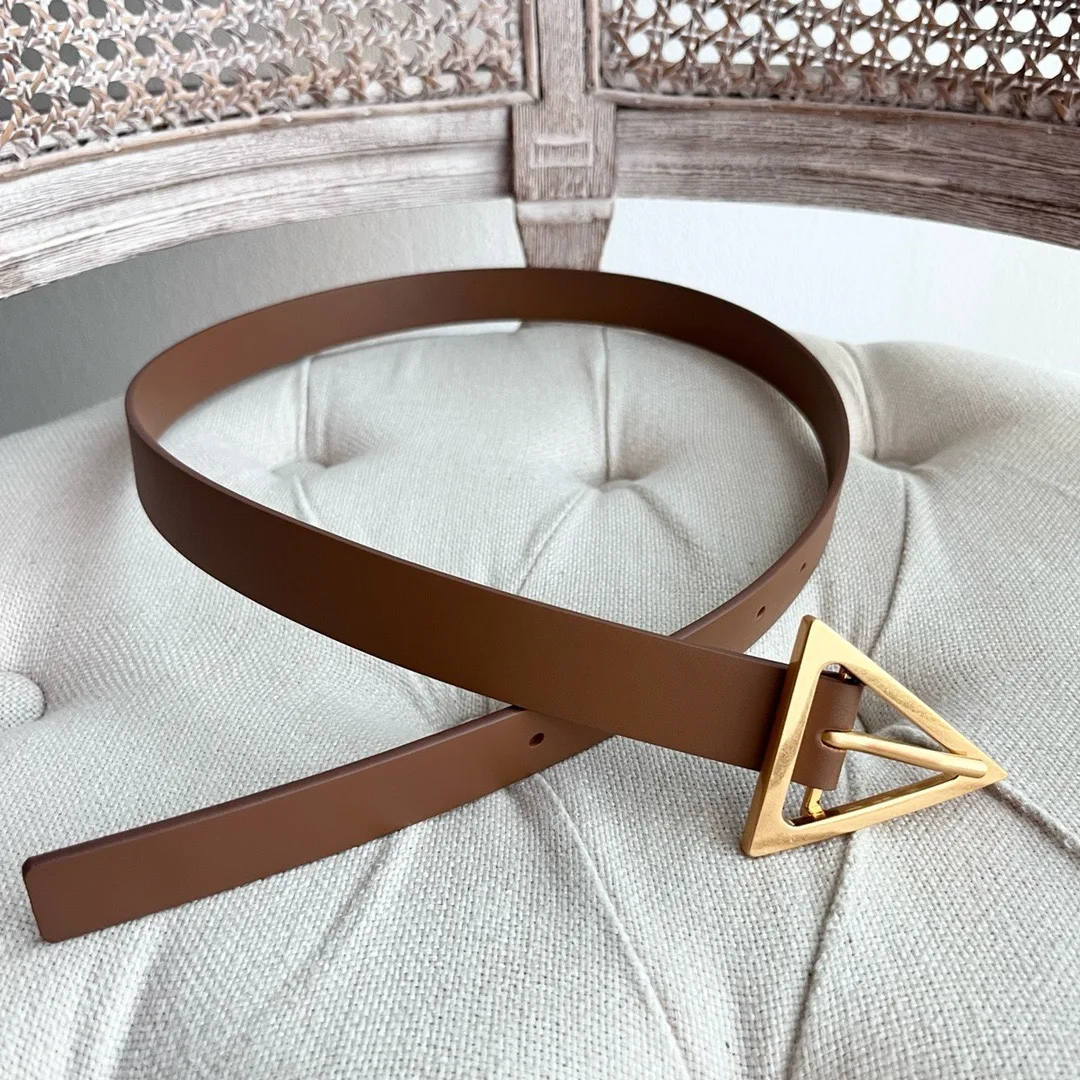 Fashion Leather Thin Belt For Women Triangle Buckle Waist Strap Luxury Designer Female Jeans Dress Trouser Decorative Waistband