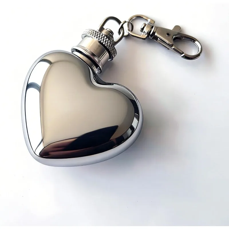 Portable Keychain Mini Hip Flask, Heart Shaped 1oz/30ml Mirror Polished 304 Stainless Steel Snuff Bottle with Key Chain