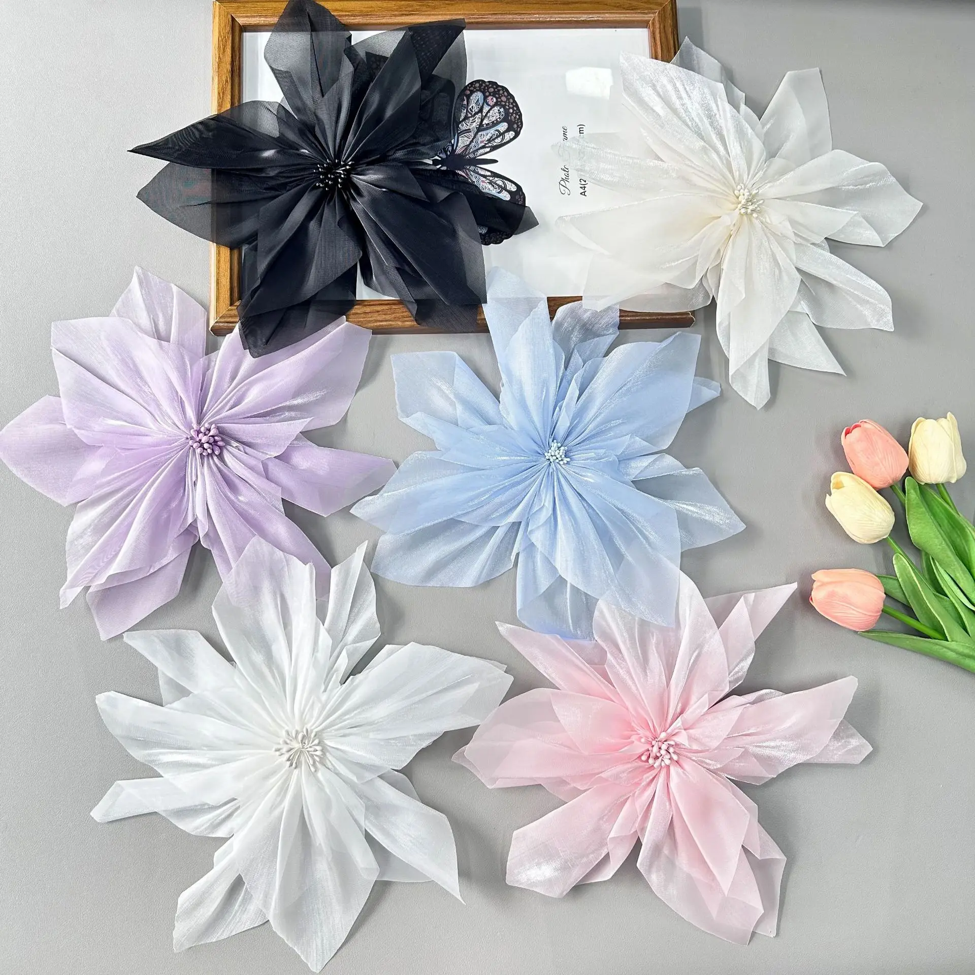 New glossy floral organza DIY clothing accessories patch, exuding a gentle and elegant temperament