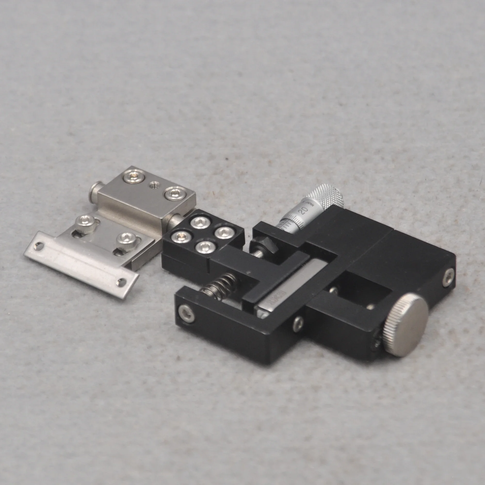 Y Axis Optical Manual Displacement Micrometer Adjustment Stand Used