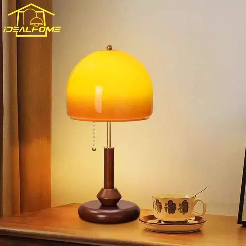 

Medieval Walnut Wood Glass Pomelo Table Lamp LED E27 American Retro Art Decorative Desk Lights Bedroom Bedside Study Background