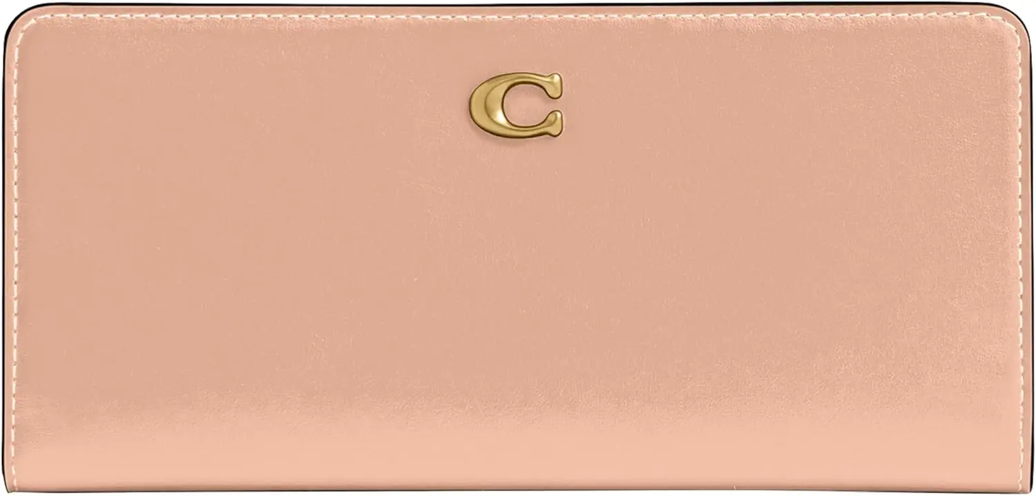 

Компактный женский кошелек Signature Slim с множеством отделений для карт и карманом для монет, идеально подходит для повседневного использования и путешествий.