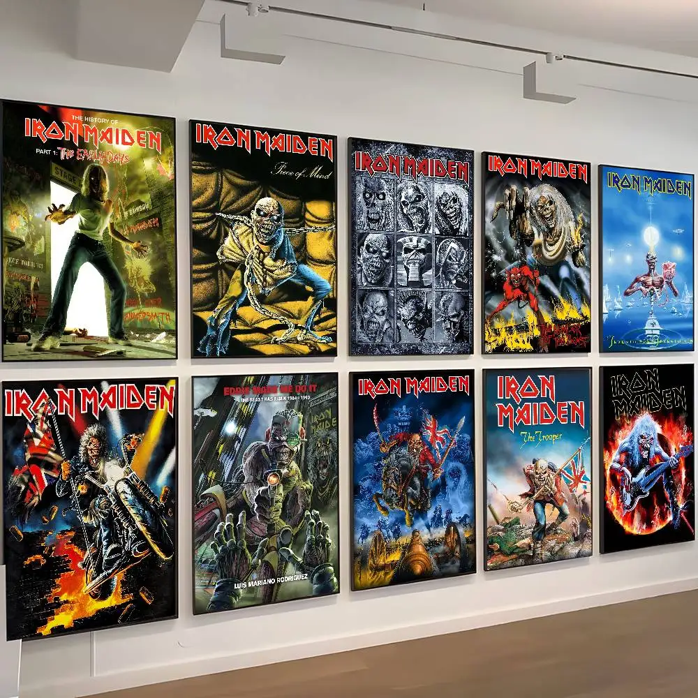 Pôsteres Adesivos de Anime I-Iron Maiden em Papel Kraft Retro para Decoração de Quarto, Bar e Café