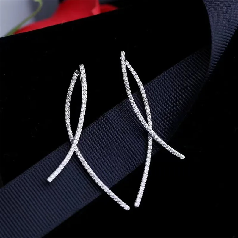 925 Sterling Silver European and American Minimalist Long Line Earrings for Women, Versatile Geometric Curved Fish Tail Earrings