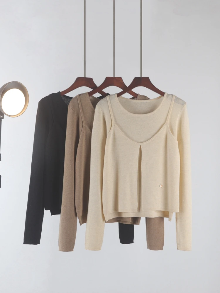 

New Arrival Women's Spring/Summer Knitted Two-Piece Set