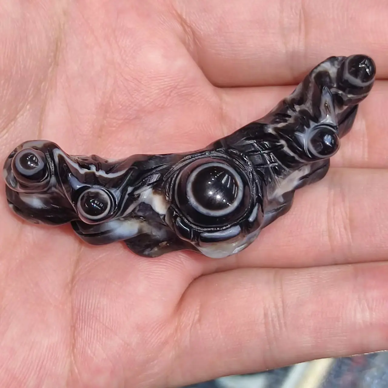 1pcs/lot Carving Beads Heaven Eyes Black Color Natural Agate Stone Amulet Dzi Beads DIY Jewelry High Quality