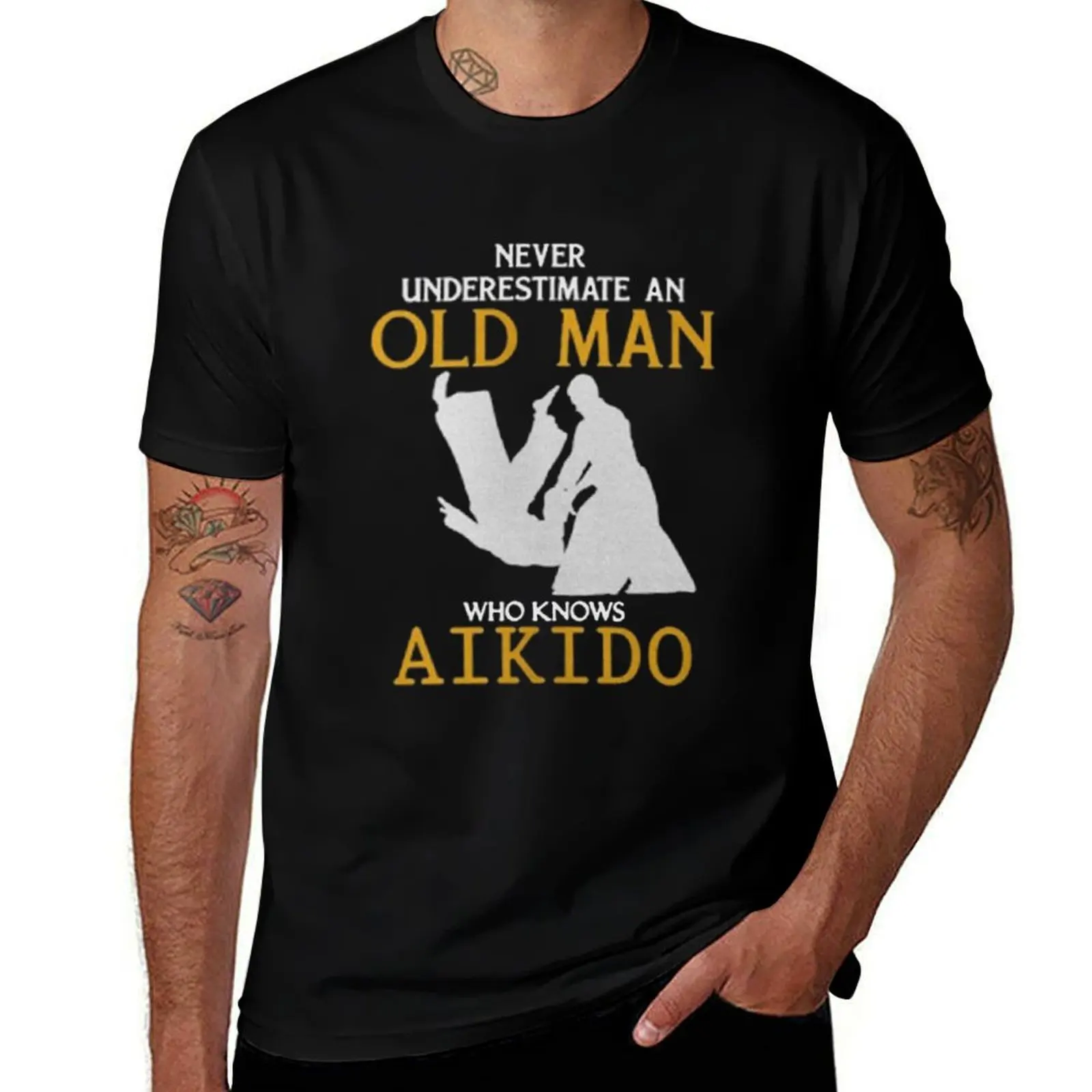 Never Underestimate an old man who knows Aikido T-Shirt blue lock korean fashion mens shirts graphic tee