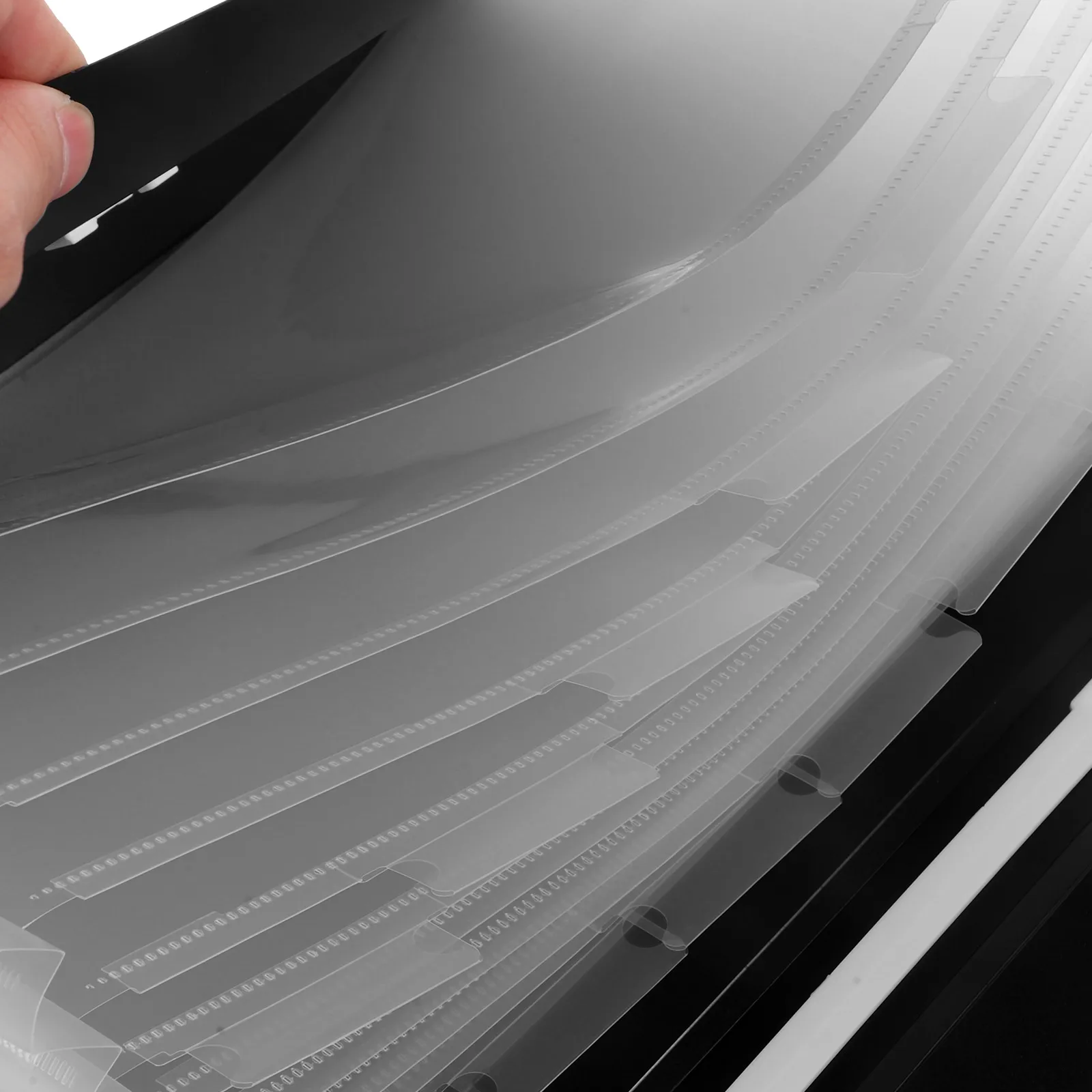 

A4 Wall File Organizer 6-slot Hanging Accordion Folder PP Document Bag Papers Bills Checks Lightweight Office Household Plastic