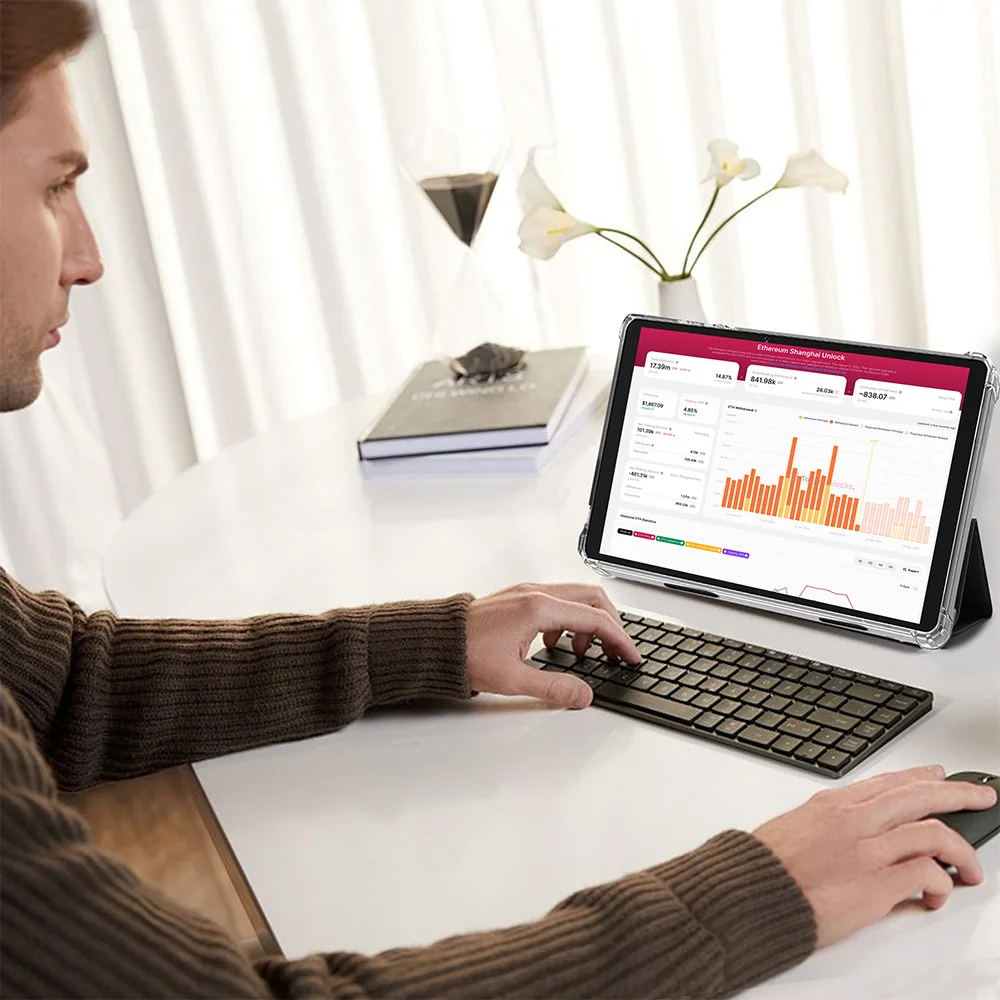 تابلت 10.1 بوصة يعمل بنظام Android 13، 6 جيجابايت + 128 جيجابايت، وحدة المعالجة المركزية ثماني النواة، يدعم الكاميرات المزدوجة 5 ميجابكسل + 13 ميجابكسل، بطاقات SIM المزدوجة، بطارية 6000 مللي أمبير في الساعة