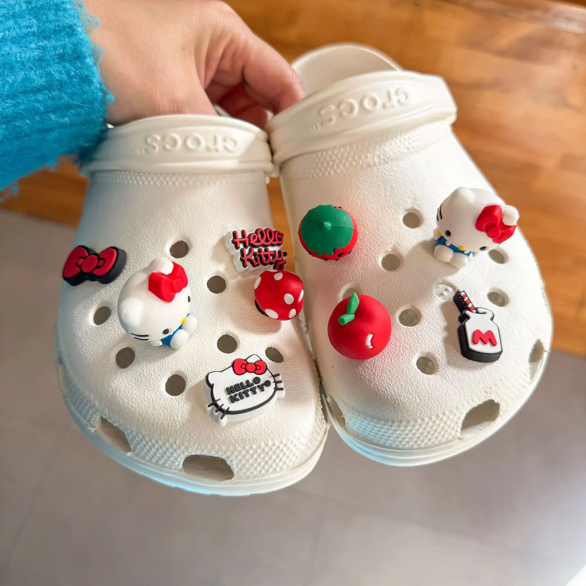 popular 3D DIY Hello Kitty Snack Shoe Charms Removable Garden Shoe Decor Chocolate Donut Cute DIY Decor Accessories Gifts ﻿