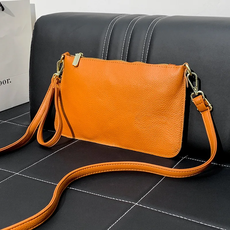 Chic Vegan PU Leather Wristlet Purse for Women Envelope Small Clutch Handbag with Shoulder and Wrist Strap Lady Daily Bag Wallet