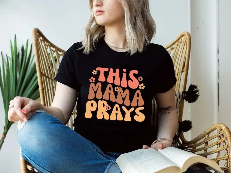 This Mama Prays Shirt This Mama Prays Cute Christian Cute Prayer Mom Mama Life Short Sleeve Top Tees 100% cctton Streetwear y2k