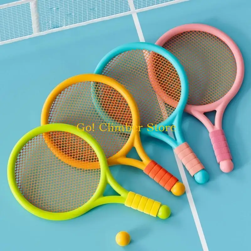 Q84C 1 Pair of Kids Badminton Rackets, Kids Mini Shuttlecocks Balls Sets Include 2 Rackets 1 Badminton for Badminton Supplies
