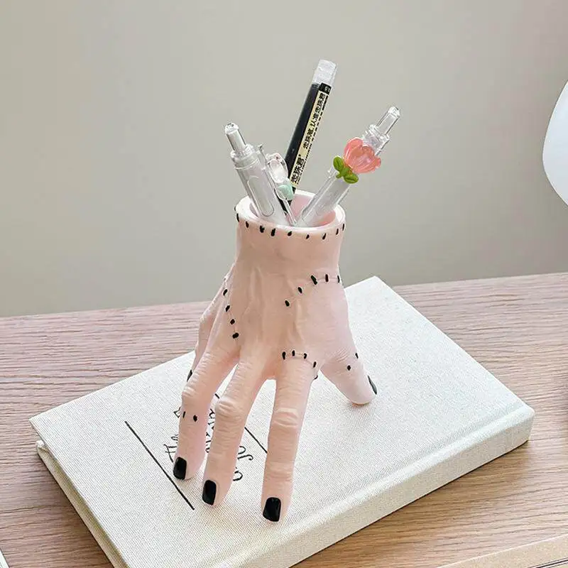 Simulated broken hand funny pen holder ornament, office desktop multi-functional storage box