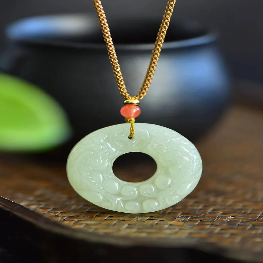 Exquisite Hetian Jade Round Pixiu Pendant Jewelry 1277#