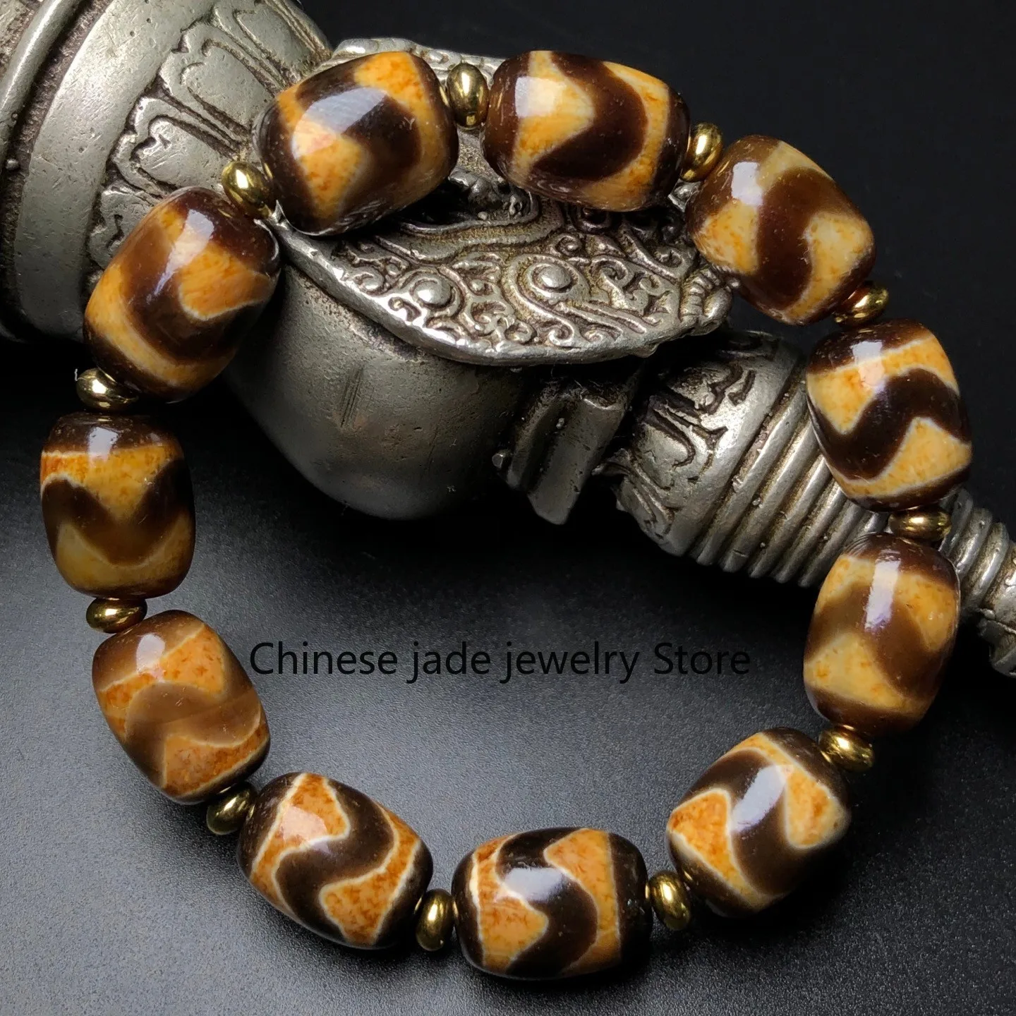 Rare Tibetan Old Agate Dzi Tiger Tooth Bead Amulet Bracelet K0409