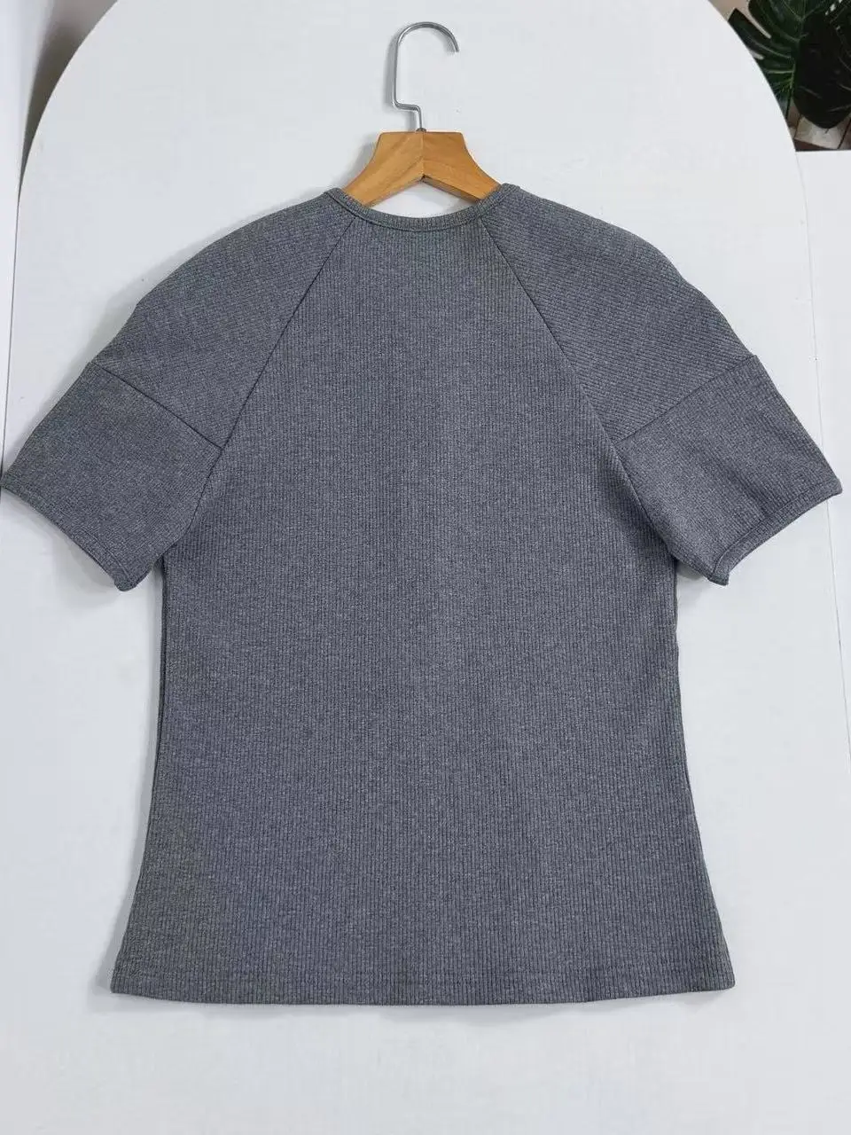 Nordic Style Comfortable Knitted Short Sleeve T-Shirt Women's round Neck Half Buttoned Slim Fit Summer Top Fashion Commute